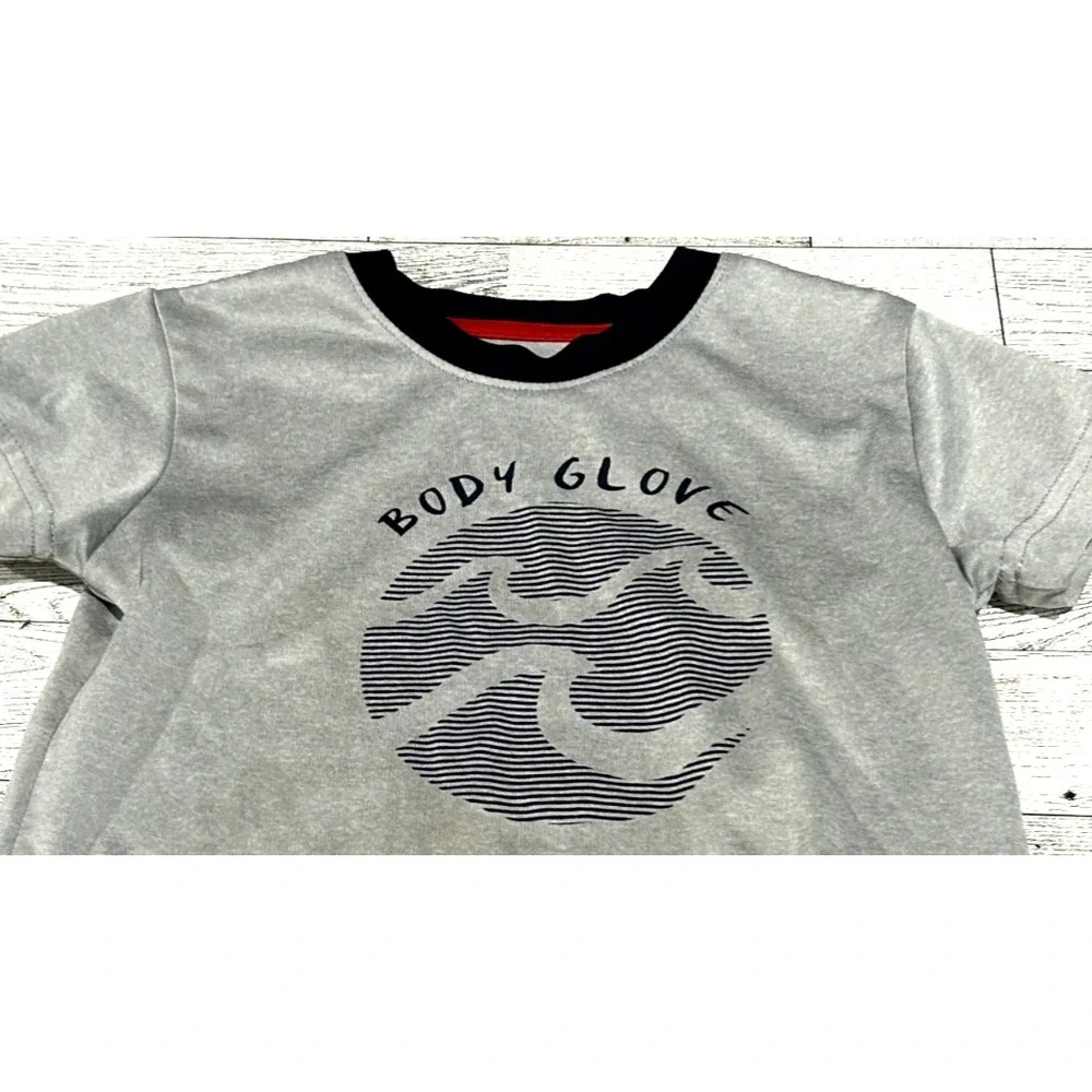 Body Glove‎ Infant Boys Shirt Size 24 Months Gray Navy Logo